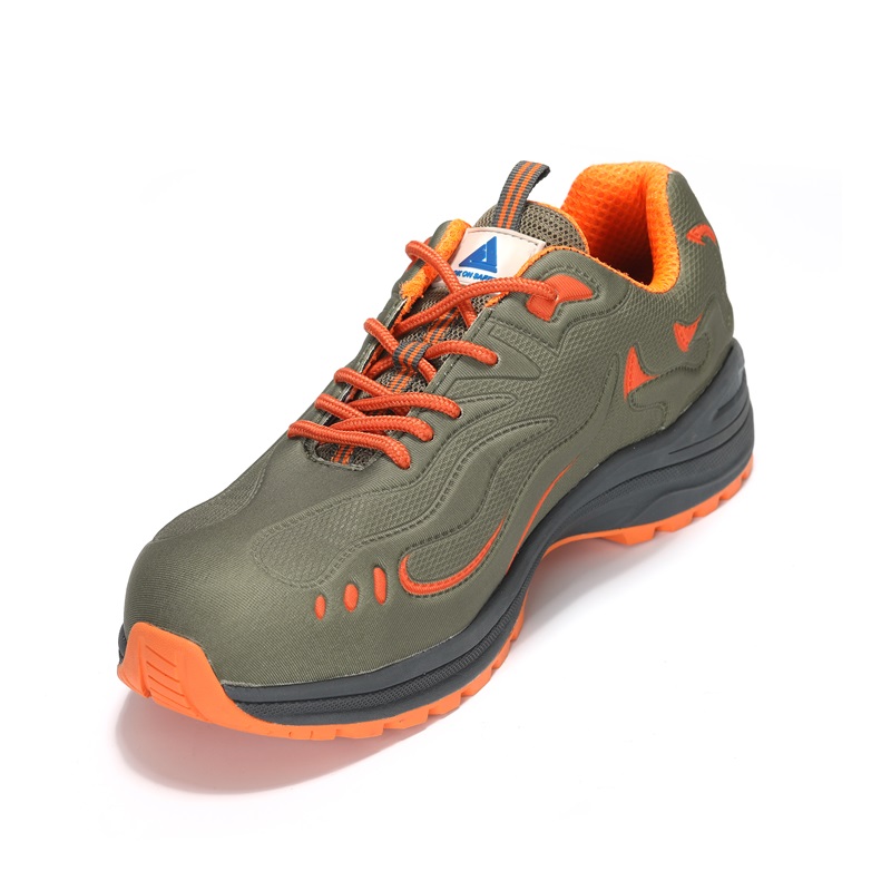 Men's Lightweight Steel Toe Work Shoes Sports Style Anti-Slip and Anti Puncture